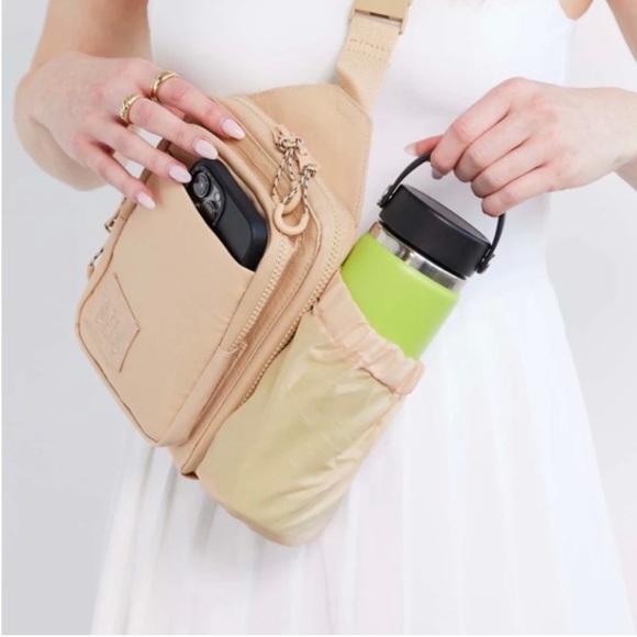 NWT Beis The Sport Sling Bag in Beige - Picture 2 of 3